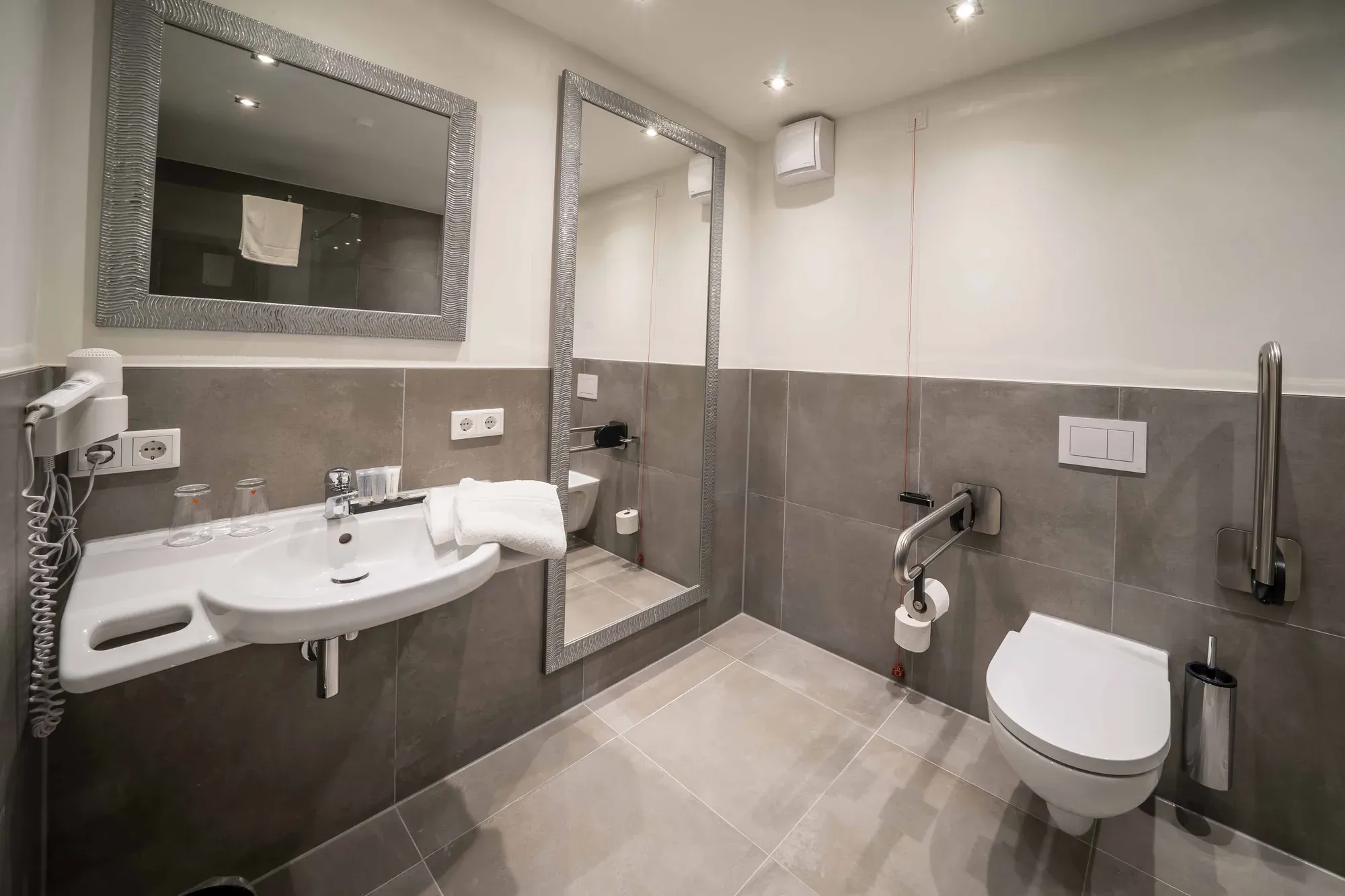 Barrierefreies Badezimmer im Hotel Meyerink