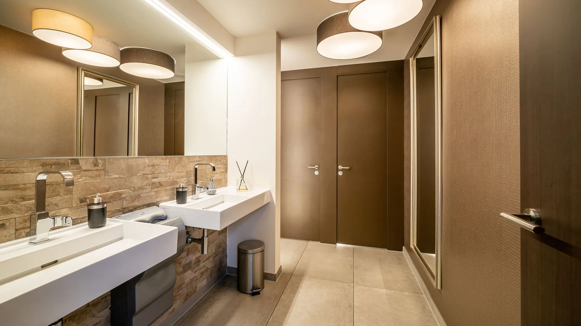 Neue Sanitäranlagen im Hotel Meyerink